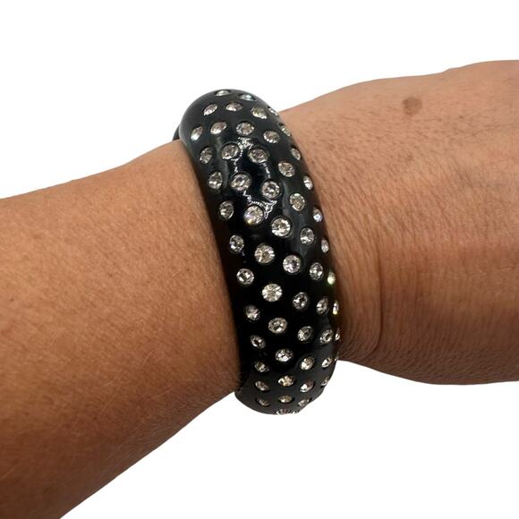 Vintage Weiss Two Bracelets Cream & Black Rhinestone Clamper Thermoset SMALL - Picture 5 of 14